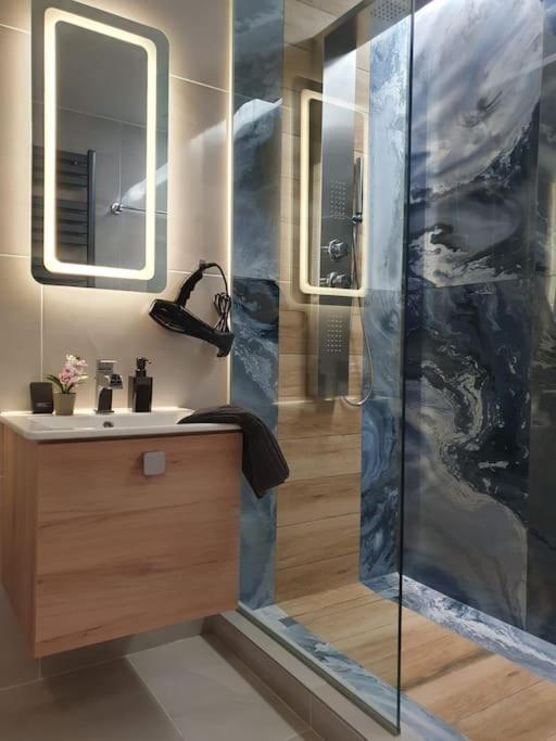 Pleasantstay City Appartement Thessaloníki Ngoại thất bức ảnh